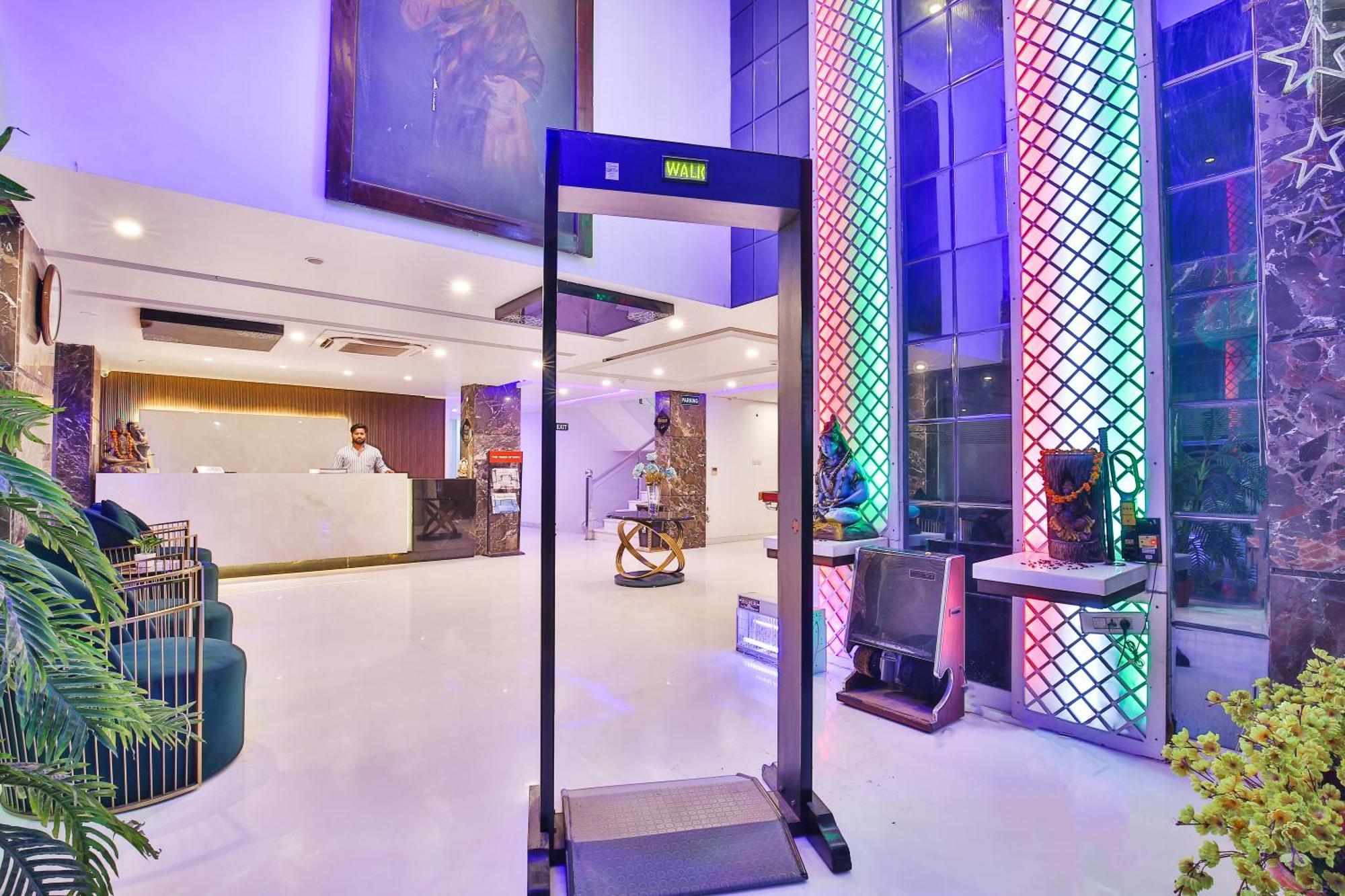 Hotel Uppal International, Near New Delhi Railway Station Buitenkant foto