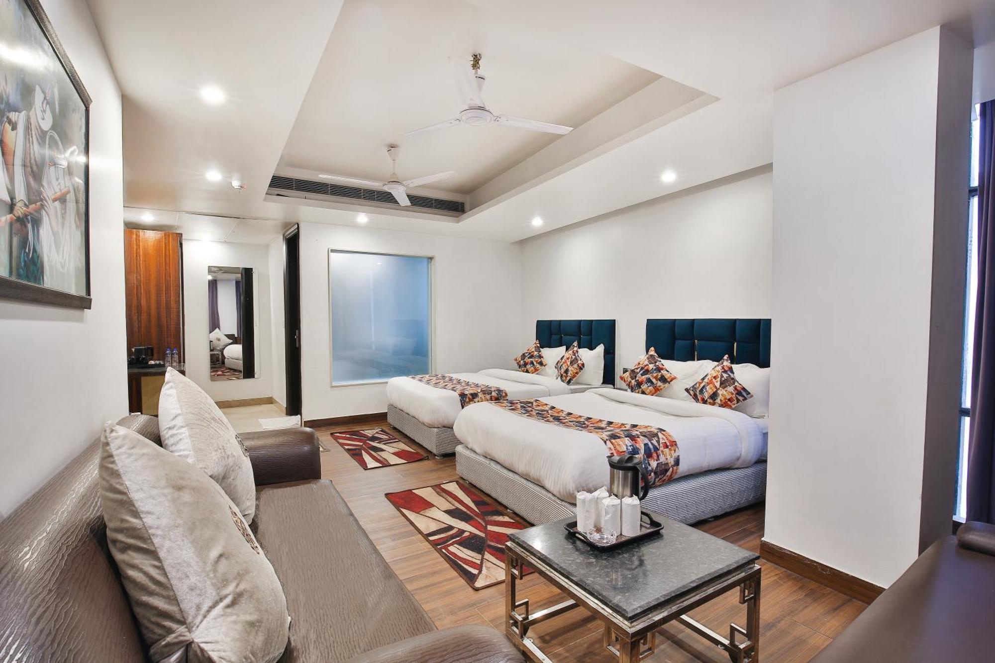 Hotel Uppal International, Near New Delhi Railway Station Buitenkant foto