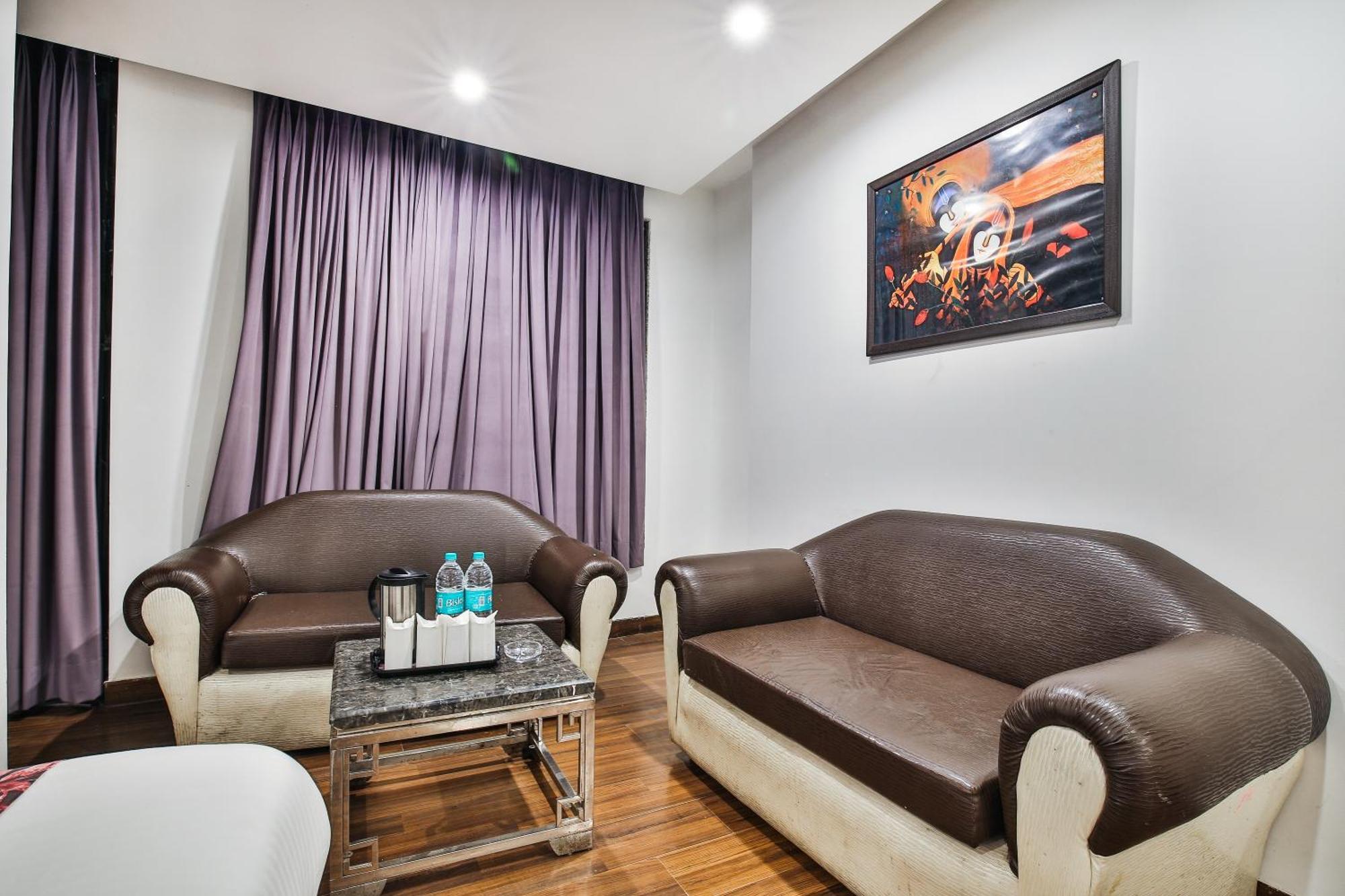 Hotel Uppal International, Near New Delhi Railway Station Buitenkant foto