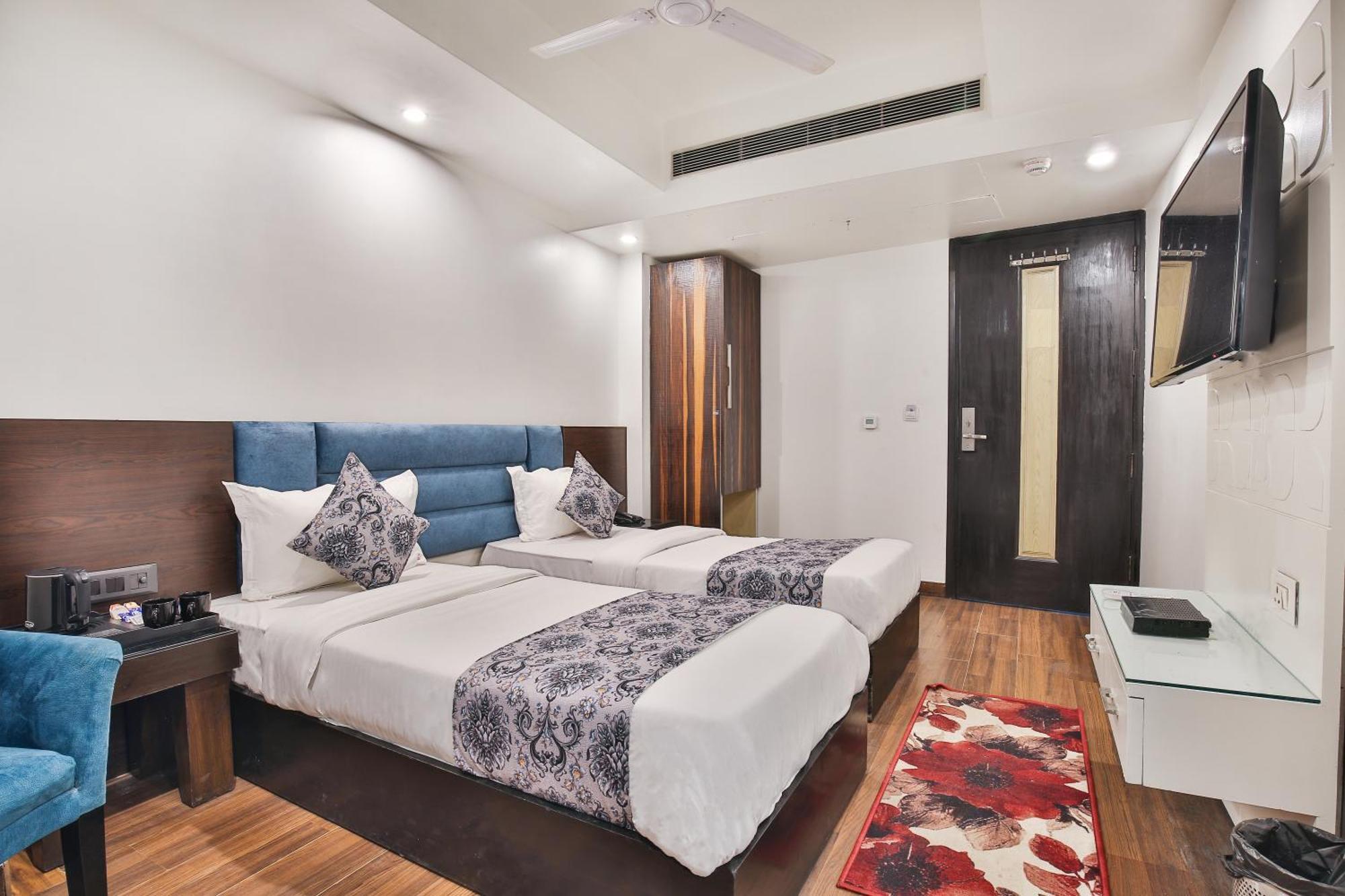 Hotel Uppal International, Near New Delhi Railway Station Buitenkant foto