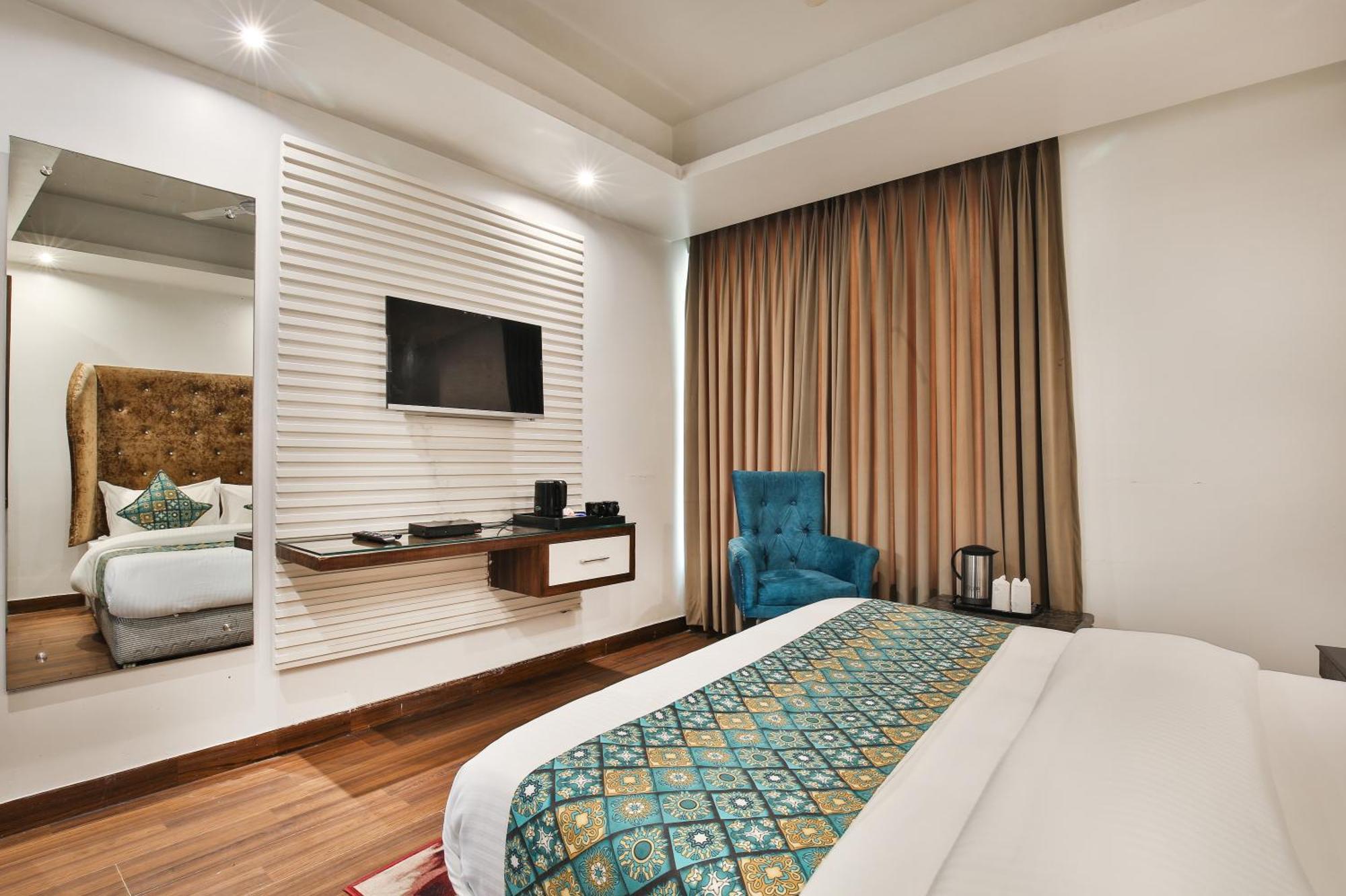 Hotel Uppal International, Near New Delhi Railway Station Buitenkant foto
