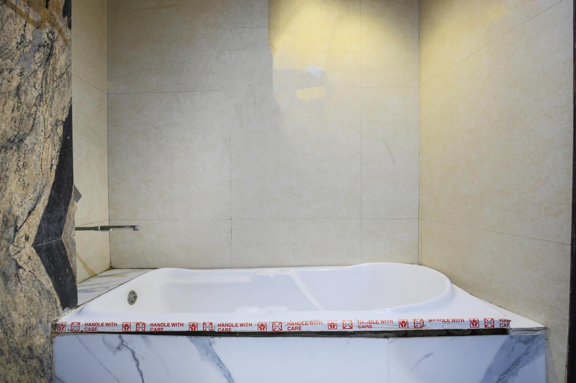 Hotel Uppal International, Near New Delhi Railway Station Buitenkant foto
