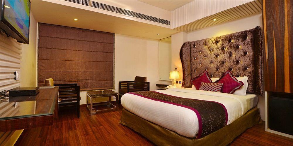 Hotel Uppal International, Near New Delhi Railway Station Buitenkant foto