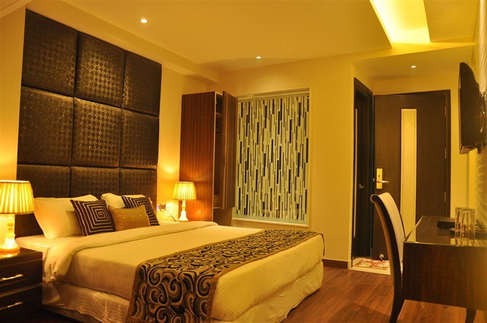 Hotel Uppal International, Near New Delhi Railway Station Buitenkant foto